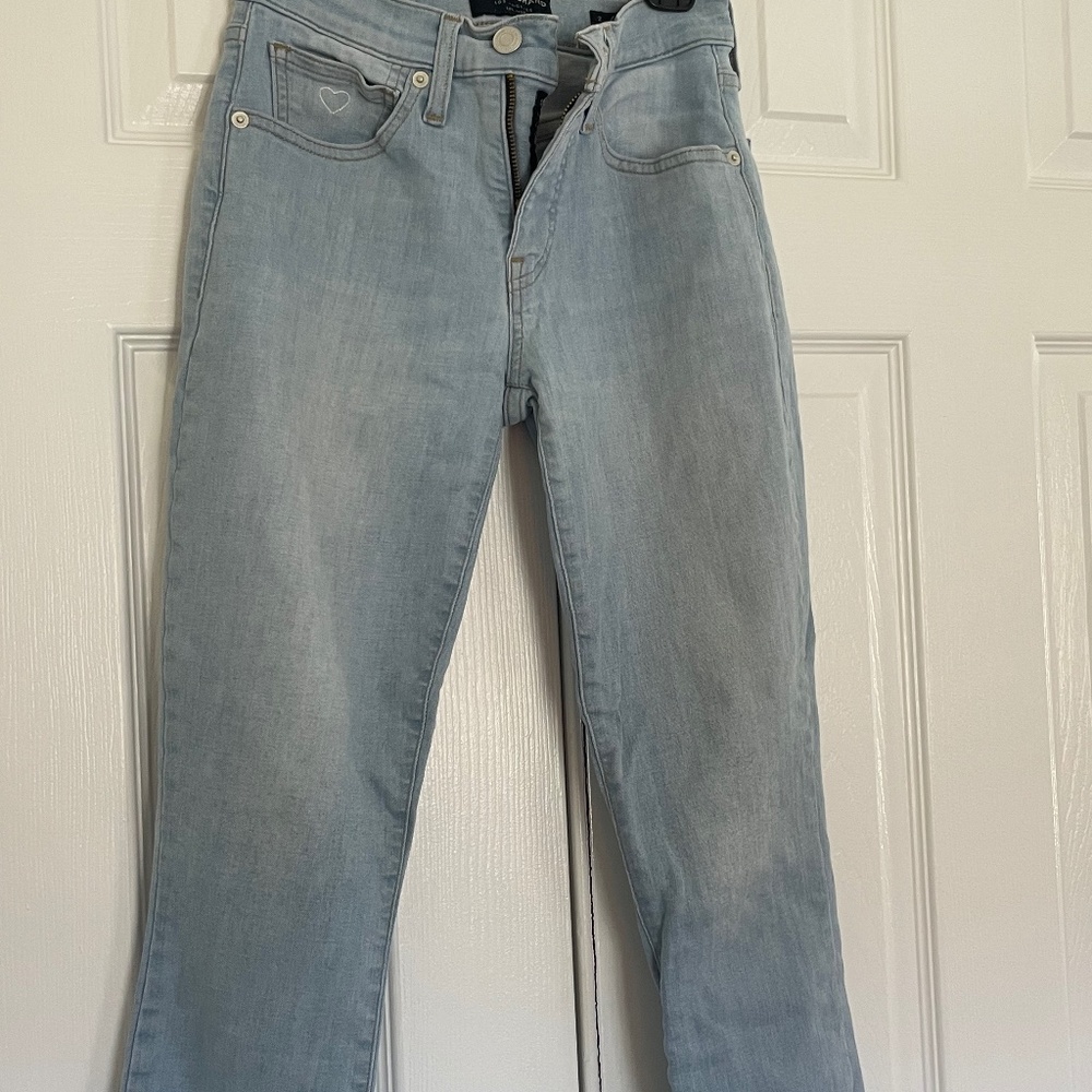Lucky light blue jeans size 2/26